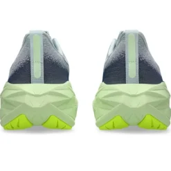 Asics Novablast 4