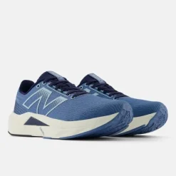 New Balance FuelCell Propel v5