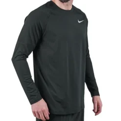 Nike Element Crew