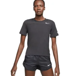 Nike Icon Clash T-Shirt