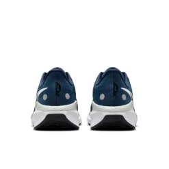 Nike Vomero 17